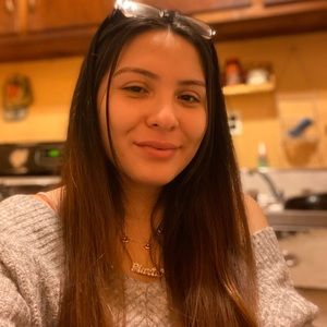 Meet your Posher, Marta